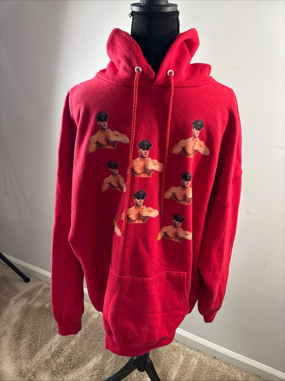 Hanes Red Pullover Hoodie with Interior Brand Tag 455